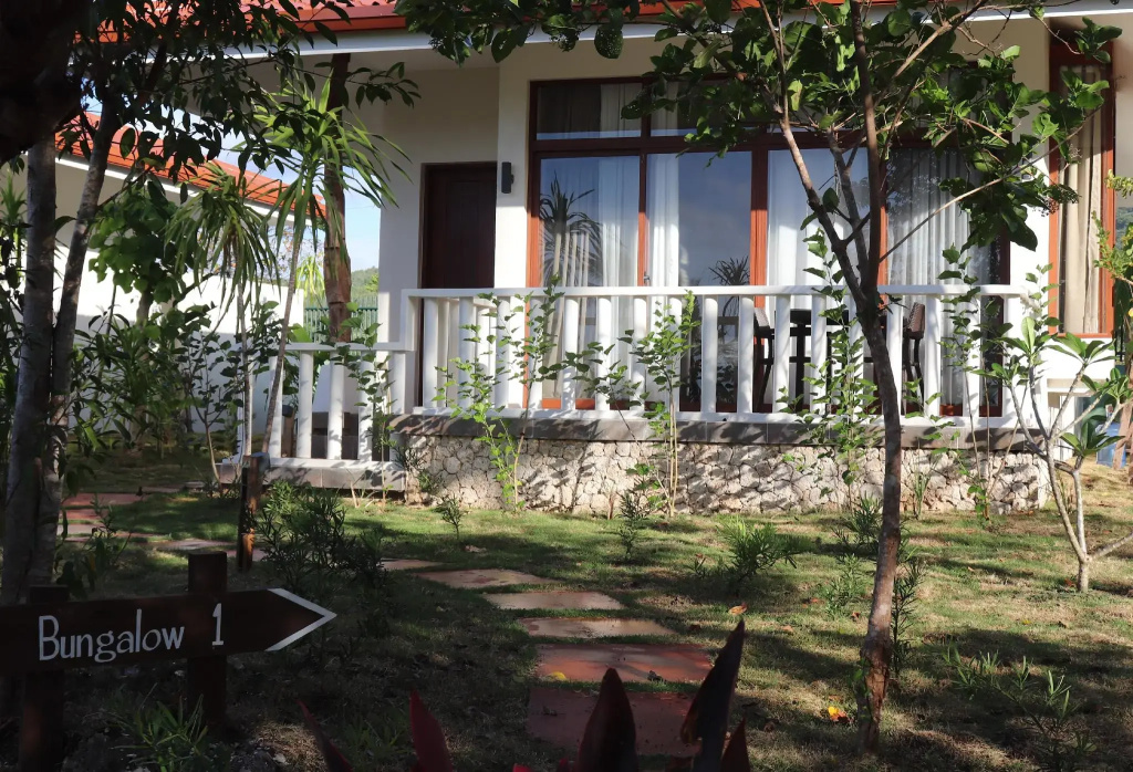 Deluxe Bungalow