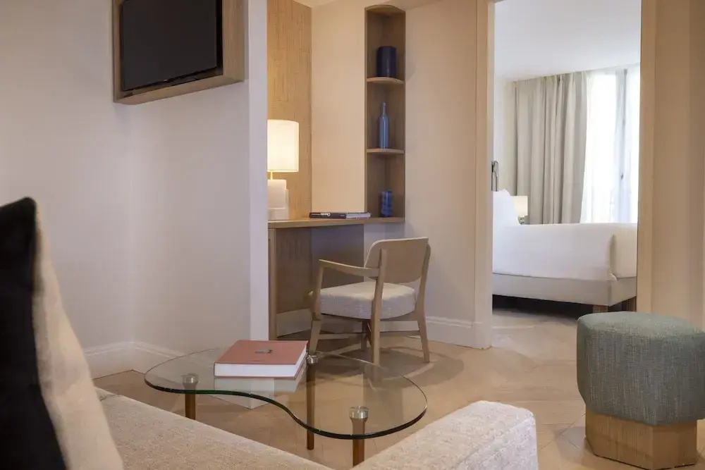 Padam Hôtel 84