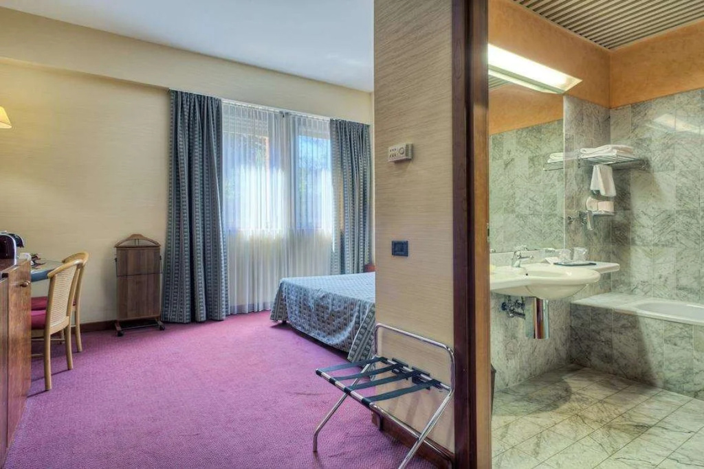 Hotel photo 18