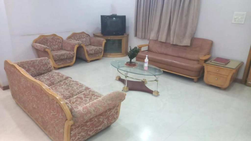 OYO Rooms ISKCON SG Highway II