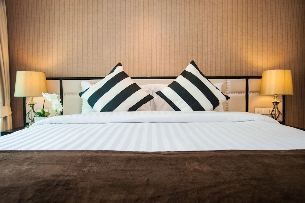 Двухместный номер Economy с балконом двуспальная кровать в The Title KR Beach Condotel Rawai Phuket