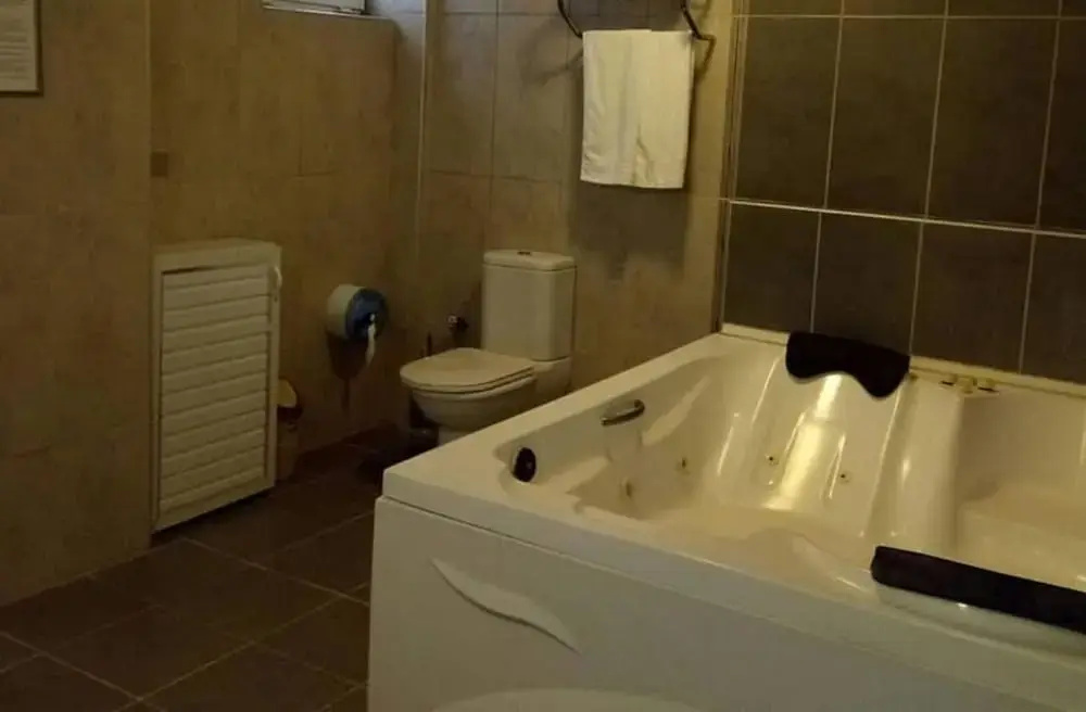 Kirkgecit Thermal Hotel - Chambres