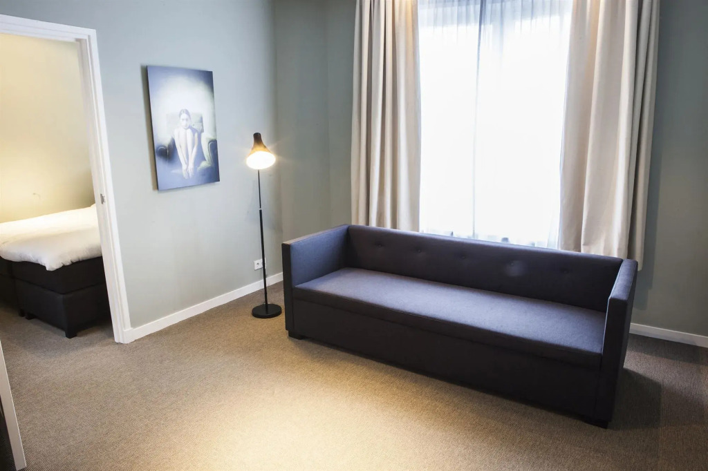 Prinsengracht Canal View Apartments — фото 6