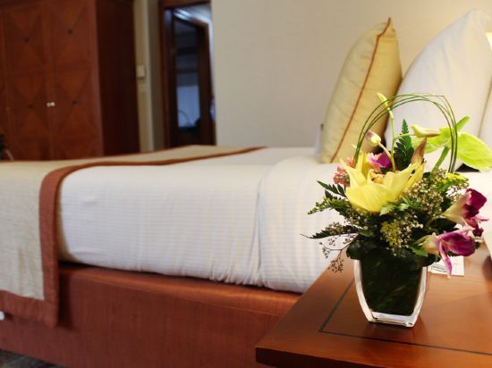 Al Diar Capital Hotel