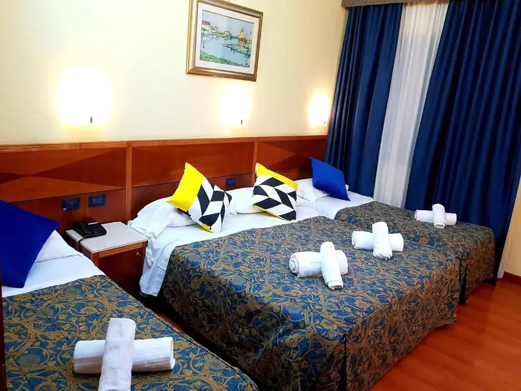 Standard Quadruple room