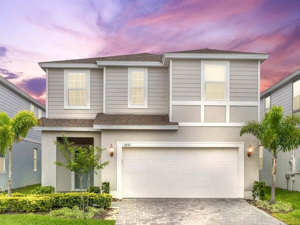 1891sd · Brand New 7br/pool/spa/ Disney Fireworks View