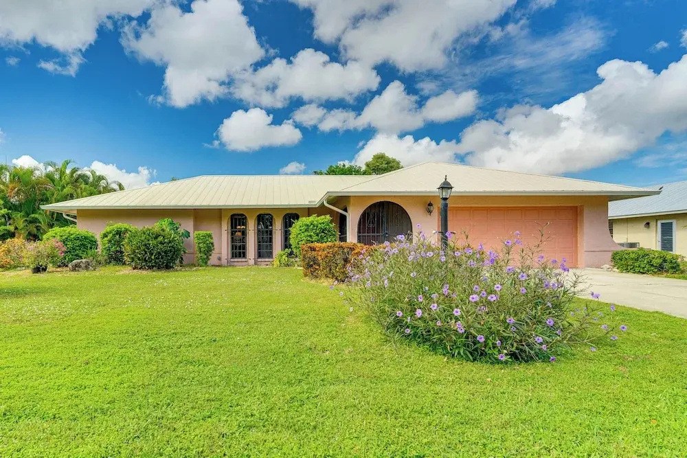 1 Mi to Golf! Family Getaway w/ Pool in Fort Myers