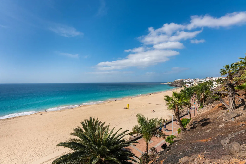 Beach & Waterfront
