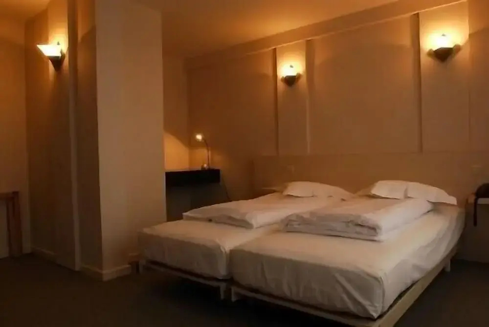 Standard Double room with balcony twin beds