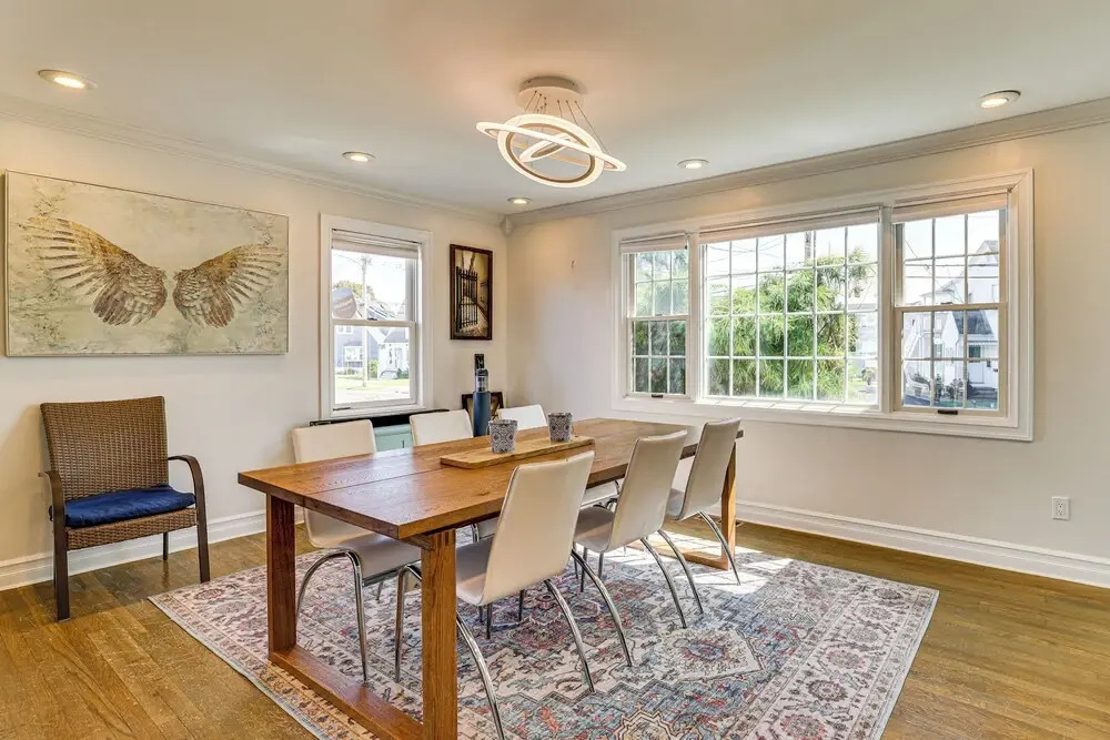 New Haven Gem w/ Private Pool, Walk to Beach! — фото 5