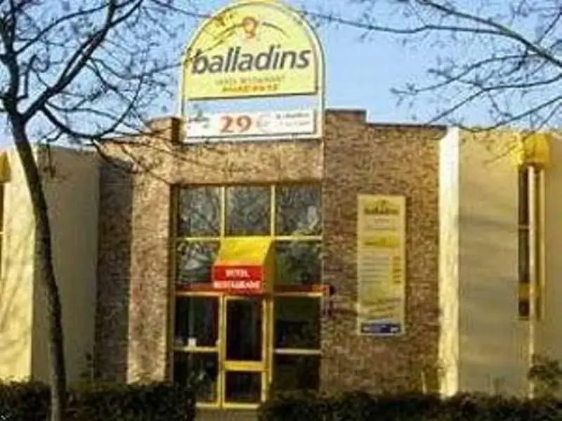 Voir la photo 1 — Balladins Besancon