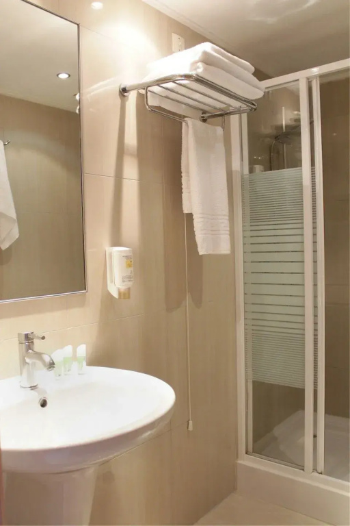 Galaxy Art Hotel - Chambres