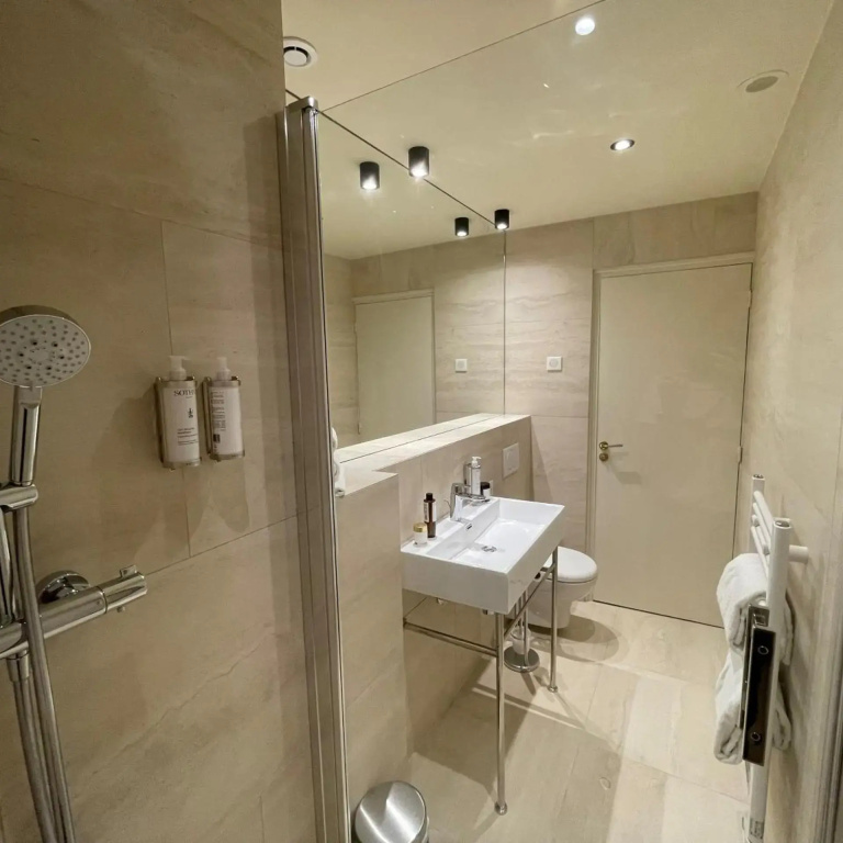 Hotel photo 42