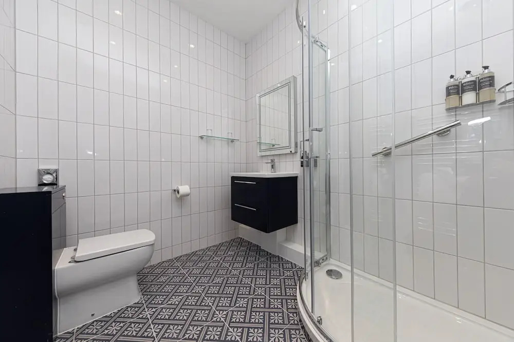 Atholl Palace Hotel Room Type - Economy Double room (full double bed)