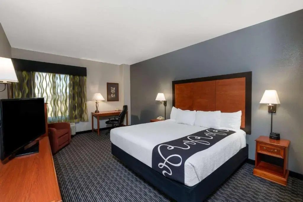 La Quinta Inn & Suites by Wyndham Rifle - Chambres