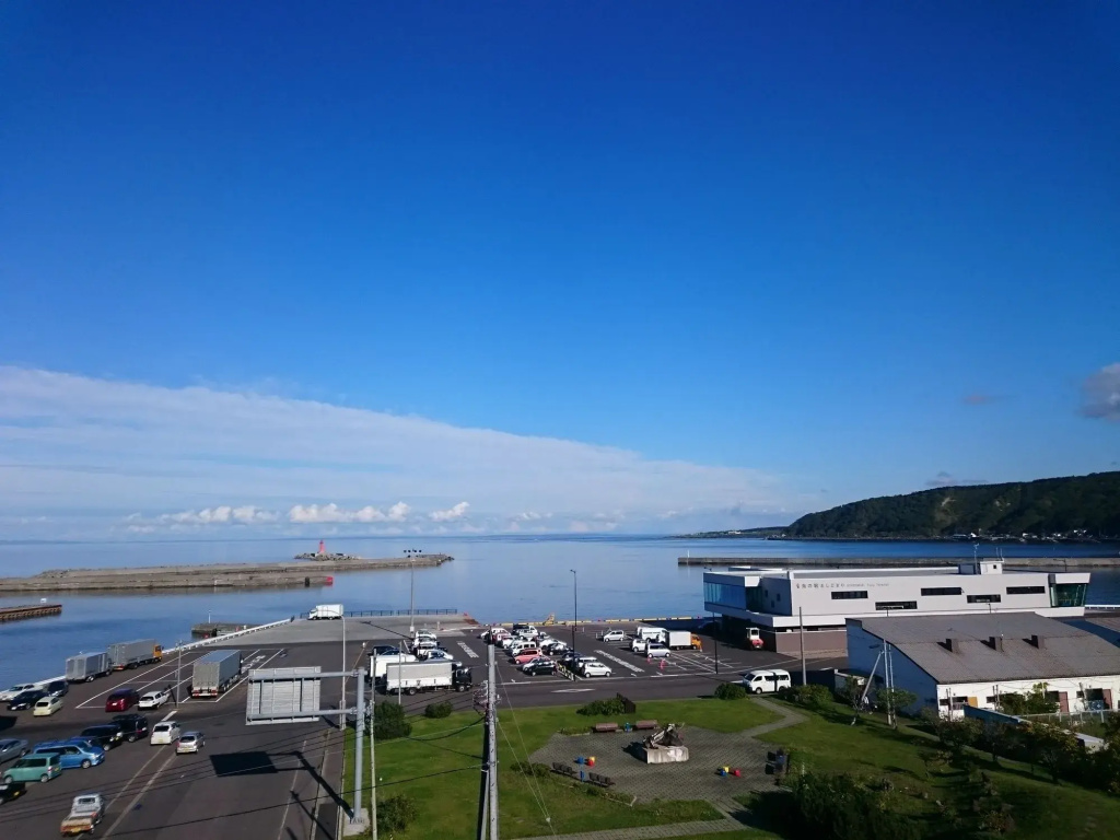 Beach & Waterfront