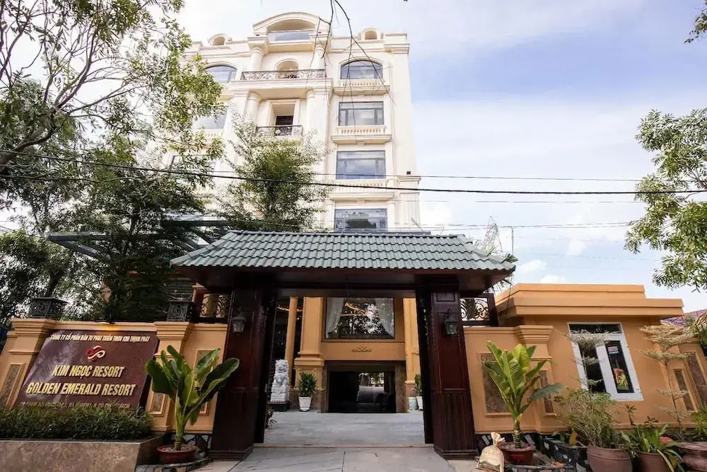 Golden Emerald Resorts