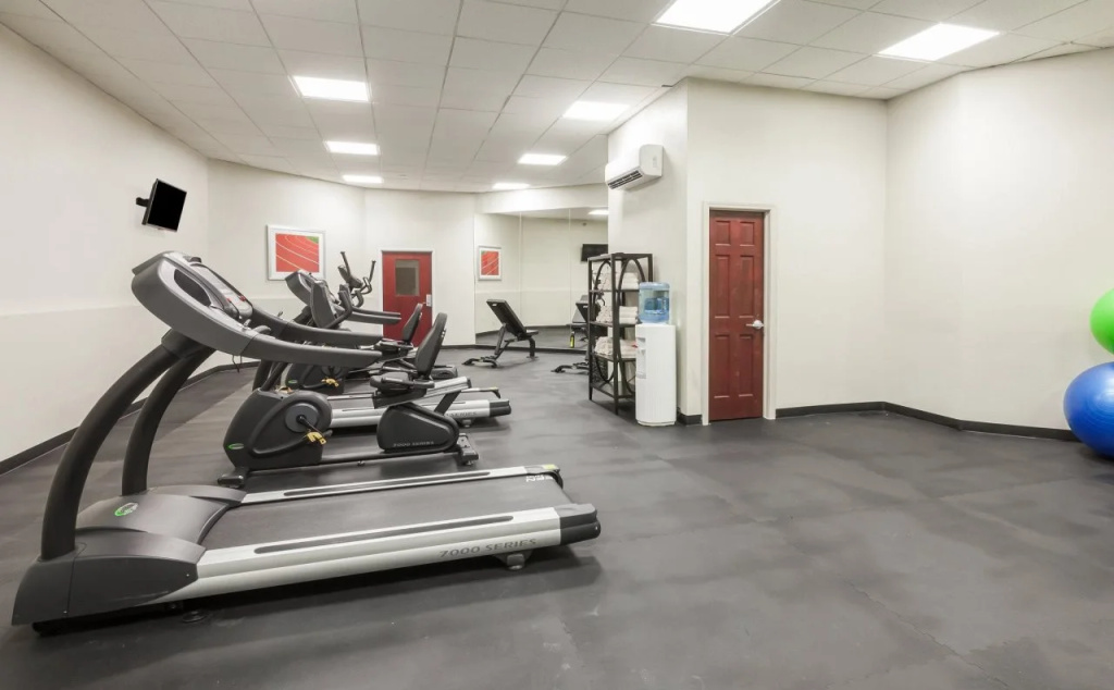 Holiday Inn Hotel & Suites Oklahoma City North by IHG - Général