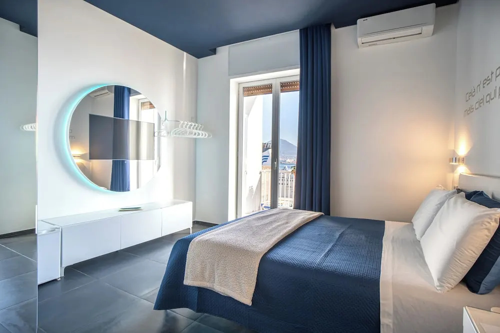 Comfort room