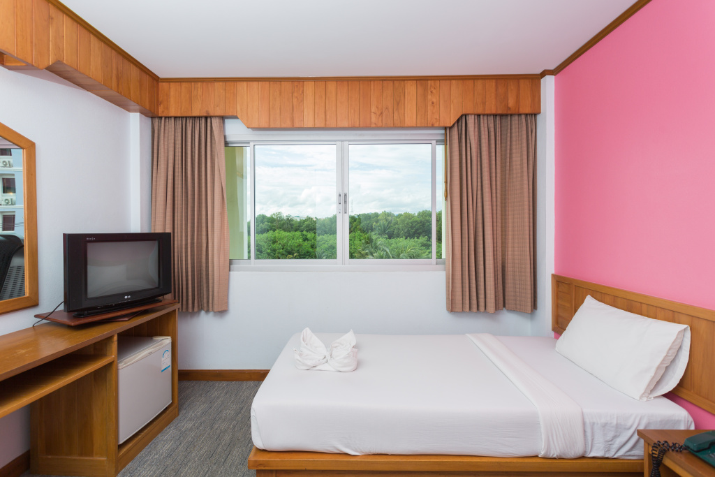 Riverside Hotel — 5