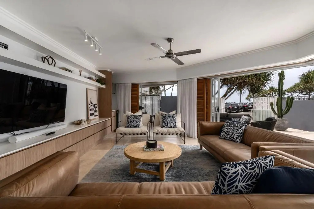 3 Bedrooms Superior room oceanfront