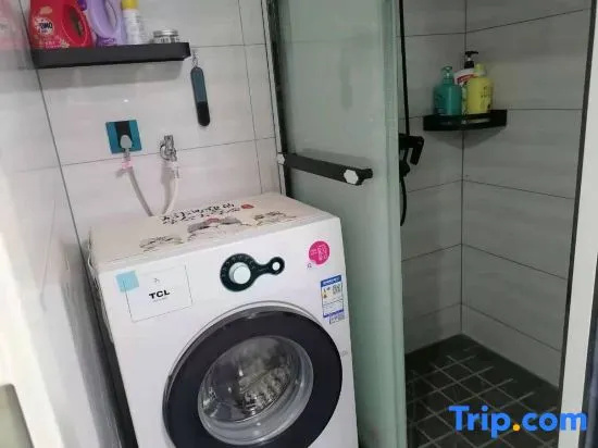 Qingxi Homestay (Changzhou Tianning Yinhewan Computer City) in Changzhou