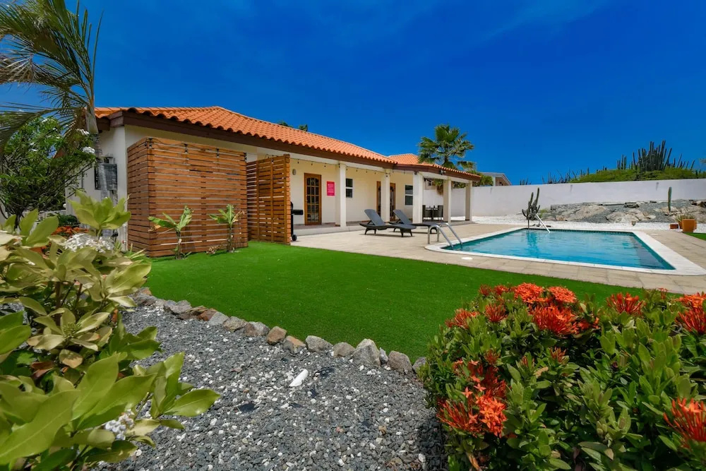 Stylish Villa, Private Pool, Bbq, Privacy