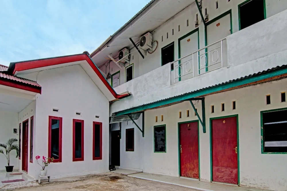 SPOT ON 91950 Guest House TekNong Syariah