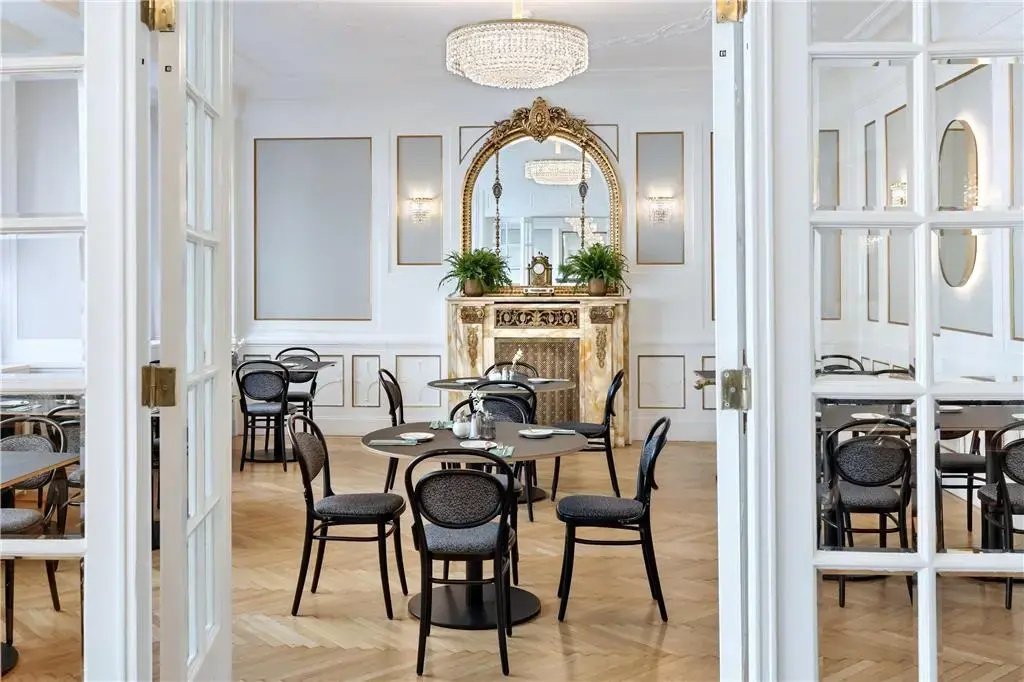 Hotel Astoria Vienna, Curio Collection by Hilton - Général