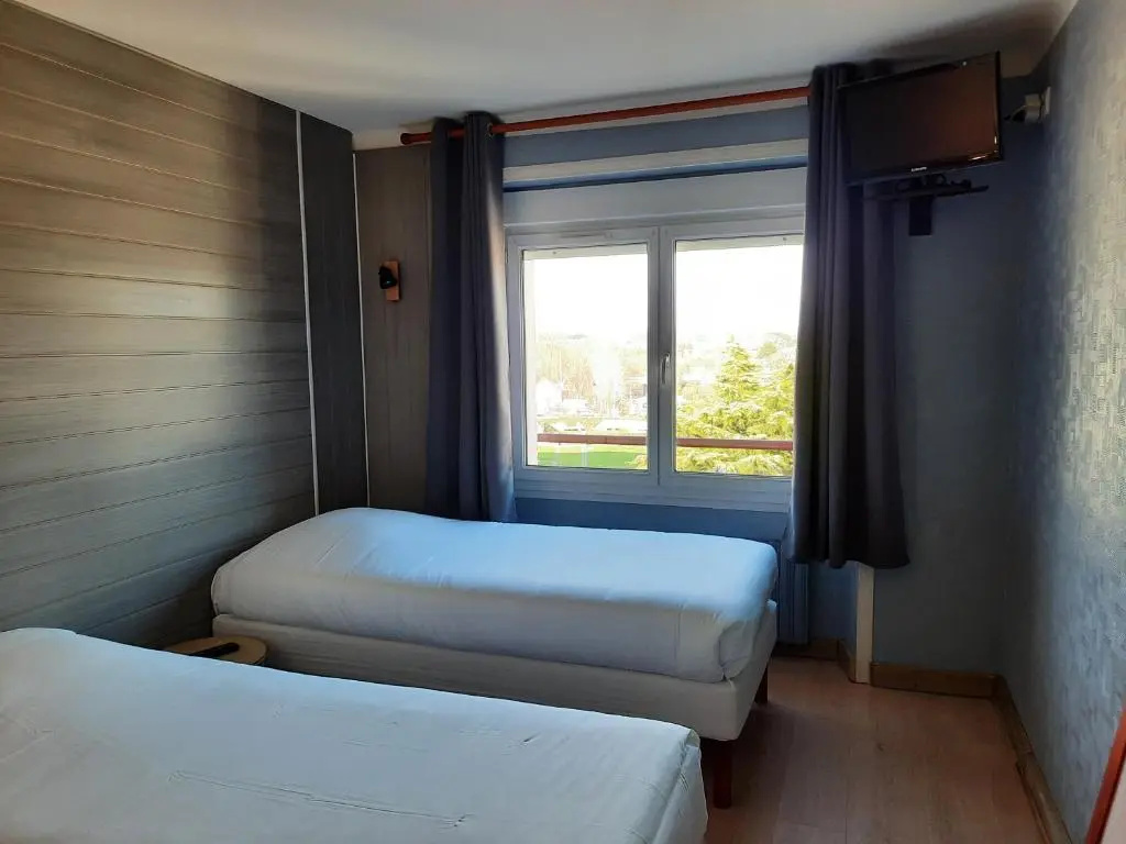 Standard Double room (twin beds)