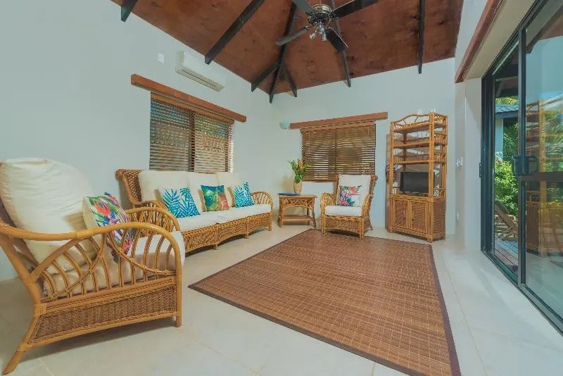 Muri Beach Resort - Chambres
