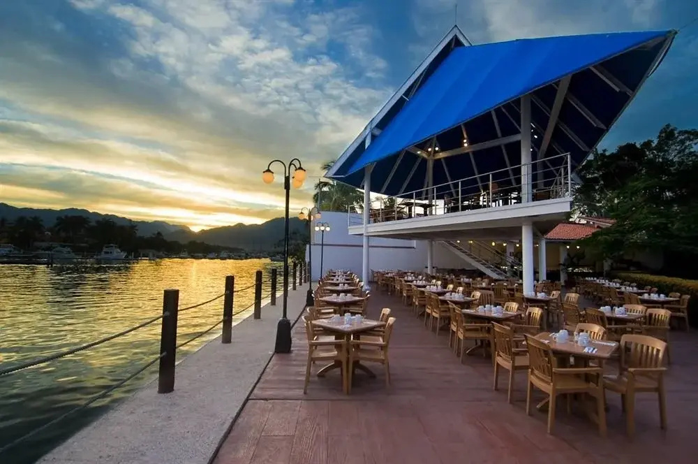 Club Embarcadero Pacifico