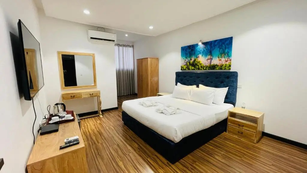 Standard Double room (full double bed)