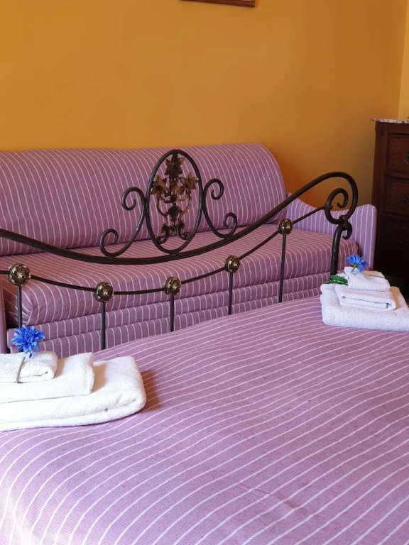 Standard Triple room with balcony