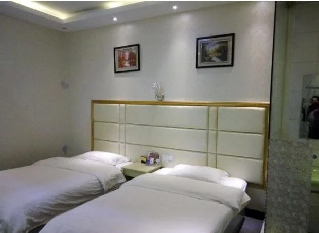 7 Days Rujia Hotel