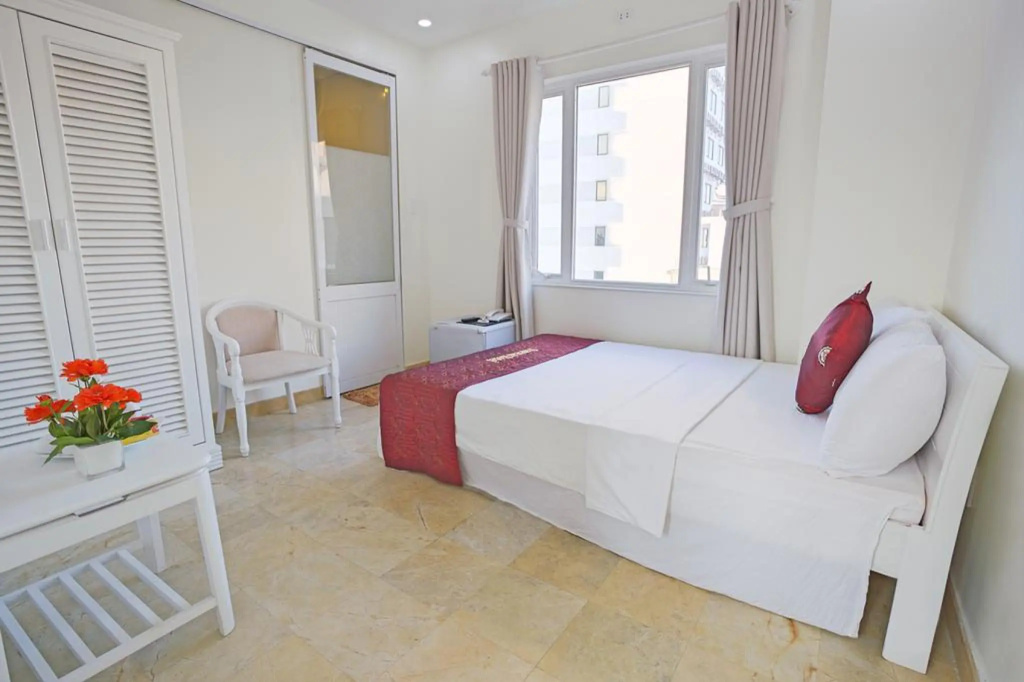Superior Double room (full double bed)