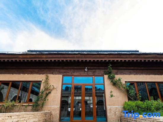 Lavande Hotel (Yan 'an Holy Valley Jin Yan 'an Hotel)