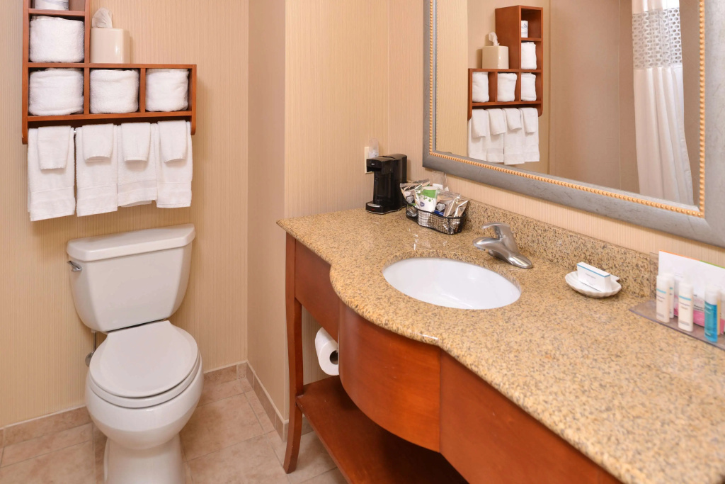 Hampton Inn Evanston - фото 10