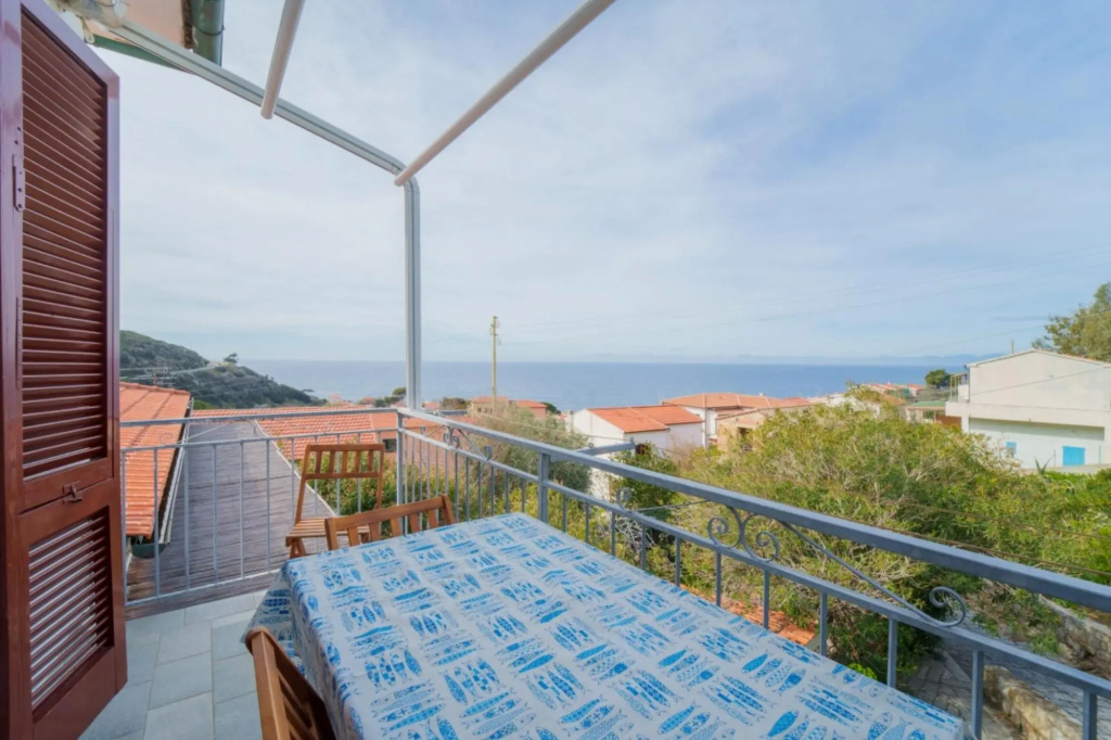 Casa Fiorella in Pomonte with amazing sea view 350 meters from the sea-CASA FIORELLA POMONTE