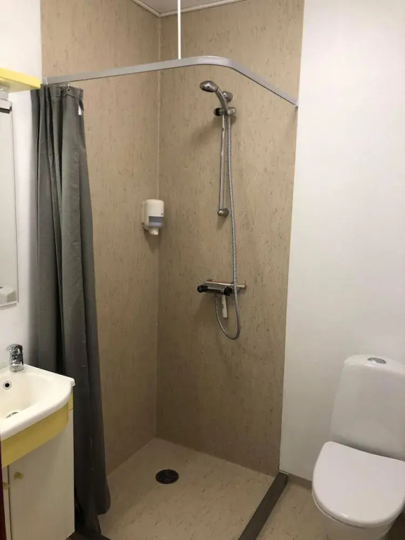 Economy Double room (twin beds)