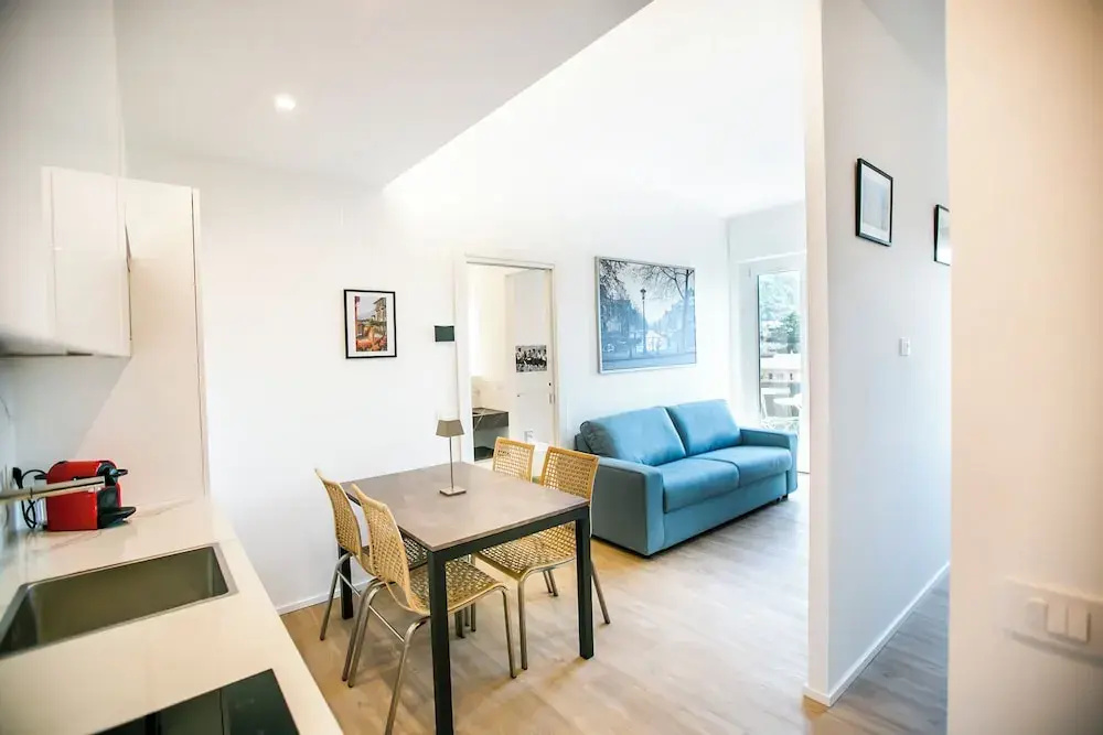 Deluxe Apartment