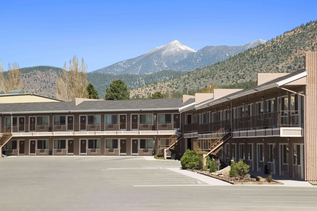 Travelodge by Wyndham Flagstaff Near I-40