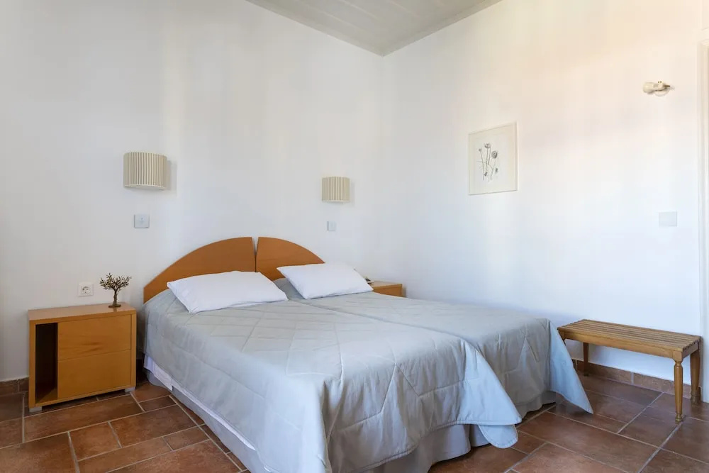 Economy Double room with balcony (full double bed)