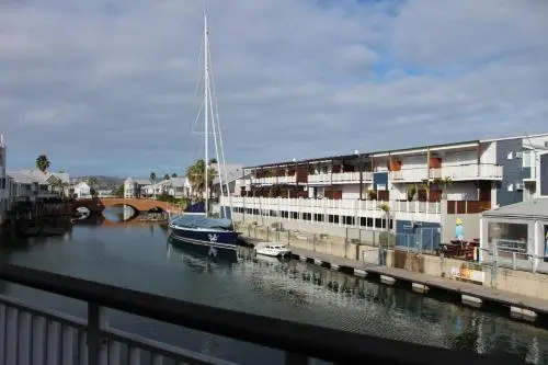 Waterfront - 18 Spinniker Knysna Quays