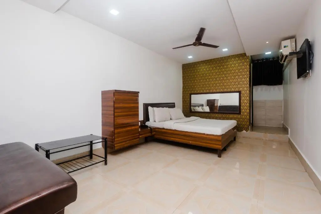 Selfie Dhaba by OYO Rooms