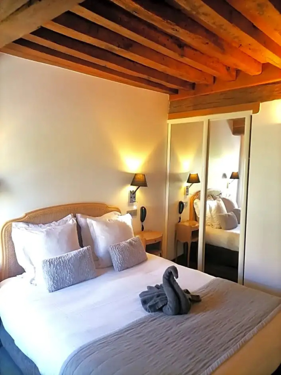 Henry II Hotel - Chambres