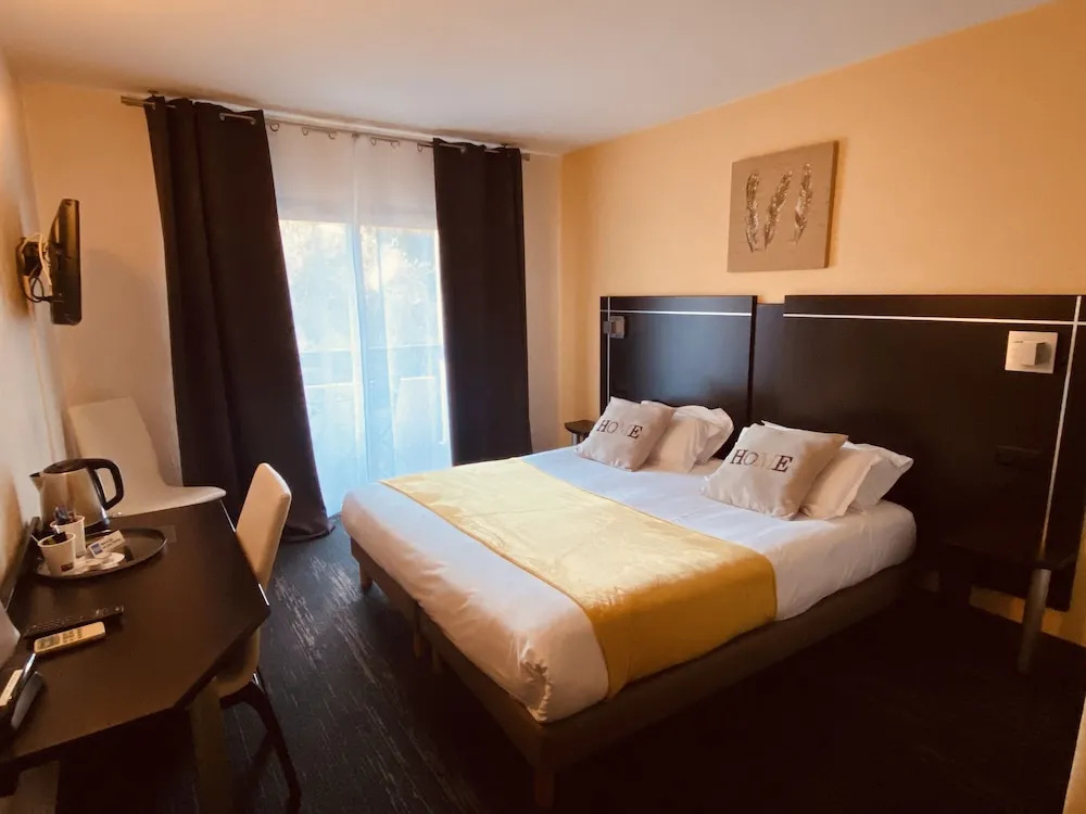 Comfort Double room with balcony (full double bed)