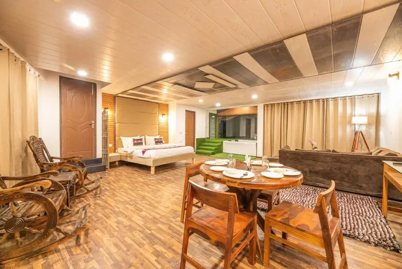 Hotel photo 25