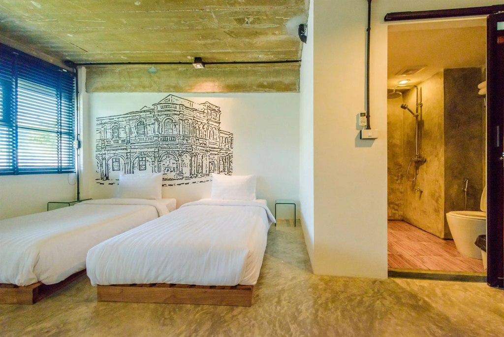 Quip Bed & Breakfast Phuket Hotel — фото