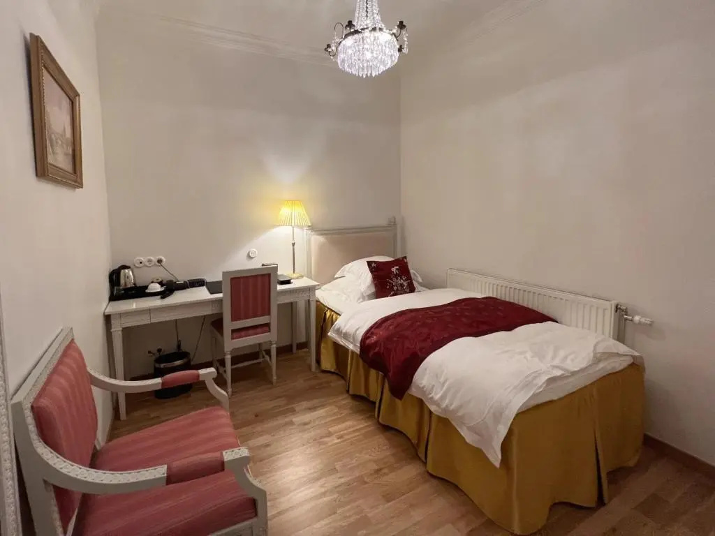 Economy Single room